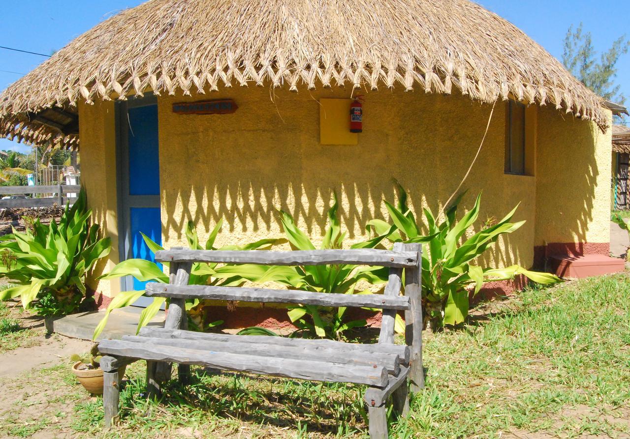 Pariango Beach Motel Praia do Praia do Tofo Extérieur photo