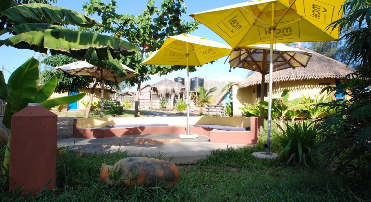 Pariango Beach Motel Praia do Praia do Tofo Extérieur photo