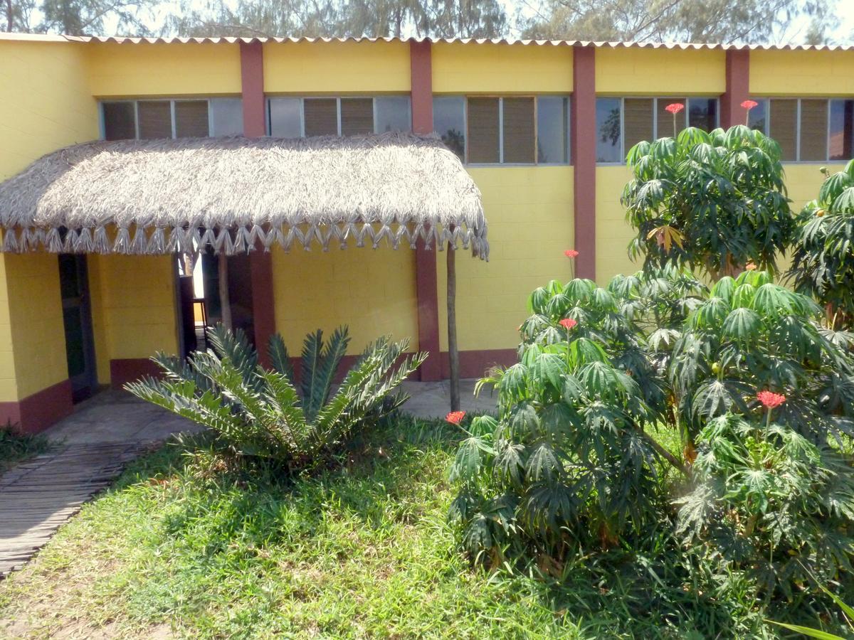 Pariango Beach Motel Praia do Praia do Tofo Extérieur photo
