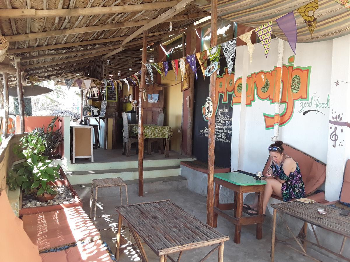 Pariango Beach Motel Praia do Praia do Tofo Extérieur photo